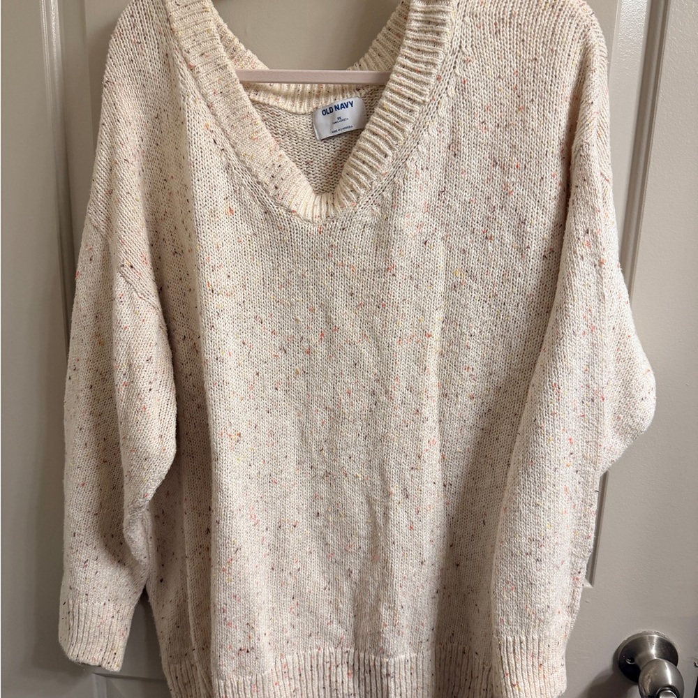 Old Navy Women's Cream Sweater